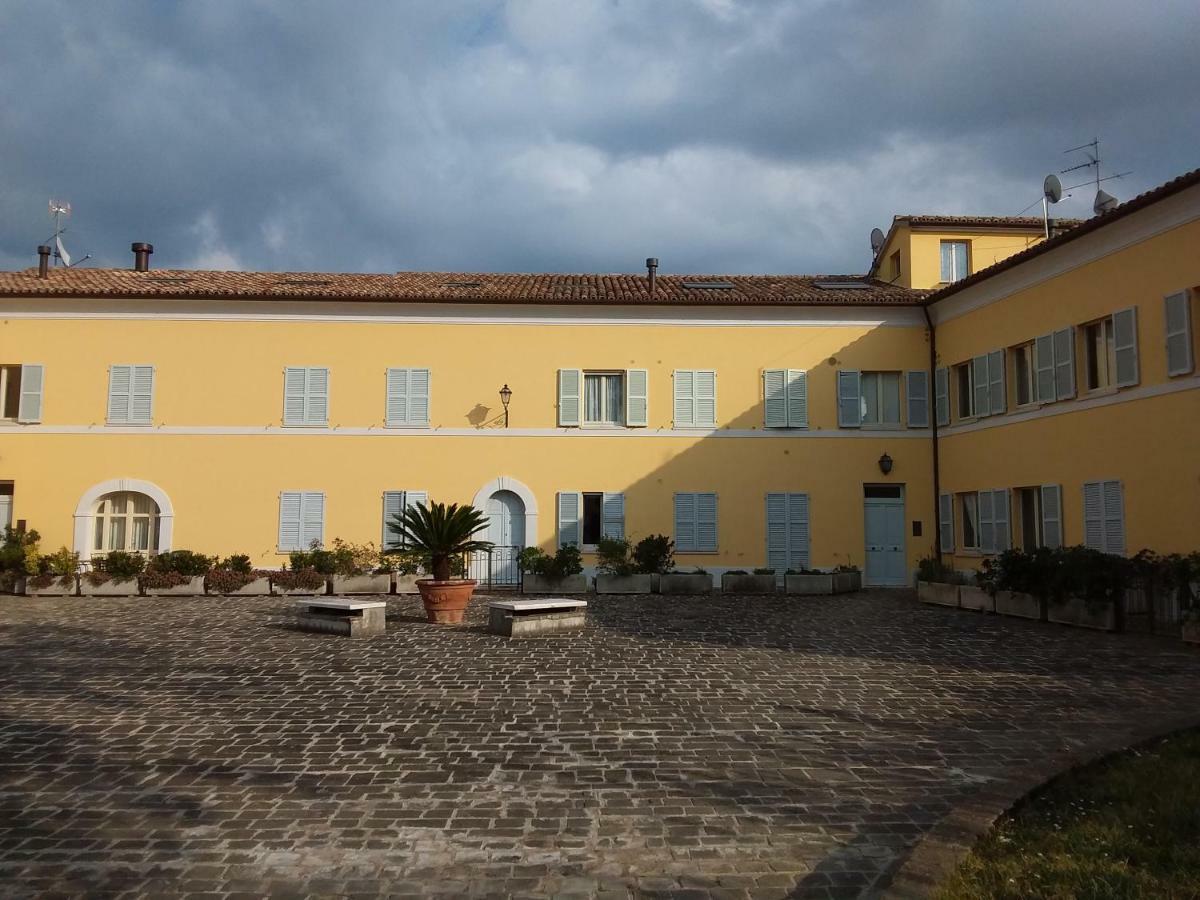 "Nido Del Falco" Palazzo Ricotti Camerano Eksteriør billede